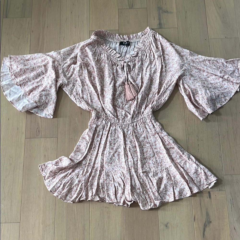 Chic Floral Romper with Elastic Waist and Bell Sleeves!